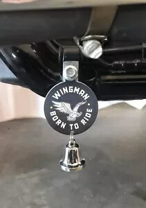 ウイングマン ボーン トゥ ライド ラウンド ベル ハンガー / マウント オートバイ ハーレー ボルト & リング Wingman Born to Ride Round Bell Hanger / Mount Motorcycle Harley Bolt & Ring画像