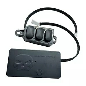 スイッチパネルガレージドアオープナー 14-23 ハーレーツーリングモデル用 MYQ オープナー用 Switch Panel Garage Door Opener For 14 - 23 Harley Touring Model FOR MYQ OPENERS 【並行輸入品】