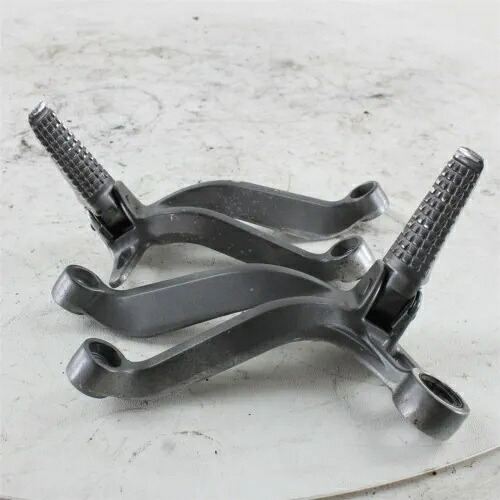 01-02 スズキ GSXR 1000 00-03 750 01-03 600 左右助手席ペグセット 01-02 SUZUKI GSXR 1000 00-03 750 01-03 600 Left Right Passenger Peg Set 【並行輸入品】