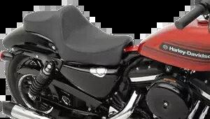09-20 ハーレー アイアン 883 XLN ドラッグ スペシャリティーズ プレデター III シート スムース XL 14+ 09-20 for Harley Iron 883 XLN DRAG SPECIALTIES Predator III Seat Smooth XL 14+ 【並行輸入品】