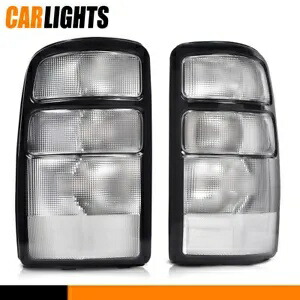 テールライトランプリアペアセット 2000-2006 シボレー サバーバン タホ GMC ユーコンに適合 Tail Lights Lamps Rear Pair Set Fit For 2000-2006 Chevy Suburban Tahoe GMC Yukon 【並行輸入品】
