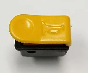 スクーター用左ホーンスイッチ GY6 MC-08-50 Left Horn Switch for Scooters GY6 MC-08-50 【並行輸入品】