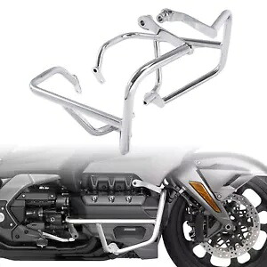 エンジンガード ハイウェイクラッシュバー ホンダ GL1800 F6B バガー 2018-2023 クロームに適合 Engine Guard Highway Crash Bar Fit For Honda GL1800 F6B Bagger 2018-2023 Chrome 【並行輸入品】