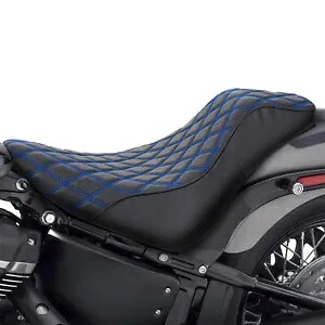 ドライバーソロライダーシート ハーレーヘリテージクラシックストリートボブ 2018-2023 米国に適合 Driver Solo Rider Seat Fit For Harley Heritage Classic Street Bob 2018-2023 US 【並行輸入品】