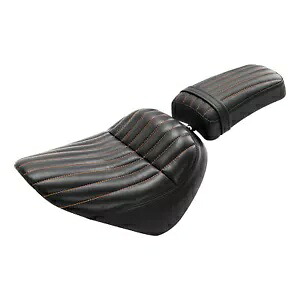 ブラック + オレンジ ドライバー ライダー & 助手席 ハーレー ストリート ボブ 2018-2024 に適合 Black+Orange Driver Rider & Passenger Seats Fit For Harley Street Bob 2018-2024 【並行輸入品】