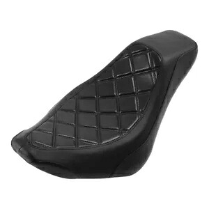 ソロドライバーシートハーレーソフテイルヘリテージクラシック FLHC 107 114 18-2023 21 に適合 Solo Driver Seat Fit For Harley Softail Heritage Classic FLHC 107 114 18-2023 21 【並行輸入品】