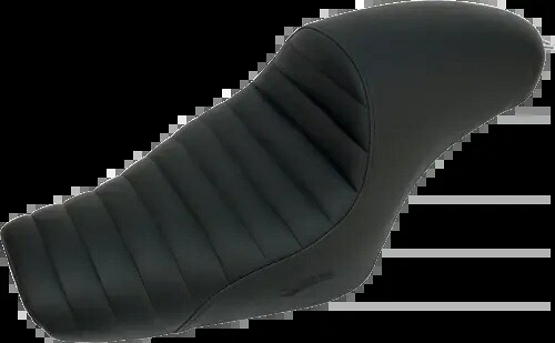 Saddlemen アメリカーノ 2-Up カフェシート 2004-2022 ハーレーダビッドソン スポーツスターに適合 Saddlemen Americano 2-Up Cafe Seat fits 2004-2022 Harley Davidson Sportster 【並行輸入品】