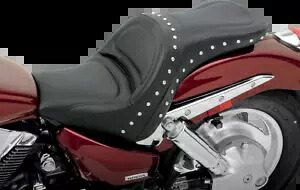 Saddlemen ブラック エクスプローラー スペシャル 2up オートバイ シート 2004-2009 ホンダ VTX1300C Saddlemen Black Explorer Special 2up Motorcycle Seat 2004-2009 Honda VTX1300C 【並行輸入品】