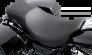 ダニー グレー ブラック ビニール LowIST シート 2008-2022 ハーレー ツーリング FLHR FLHX FLHTC に適合 Danny Gray Black Vinyl LowIST Seat fits 2008-2022 Harley Touring FLHR FLHX FLHTC 【並行輸入品】