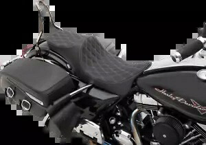 ドラッグスペシャリティーズ プレデター III シルバー ダイヤモンド ステッチ シート 2008-23 ハーレー ツーリング Drag Specialties Predator III Silver Diamond Stitch Seat 2008-23 Harley Touring 【並行輸入品】