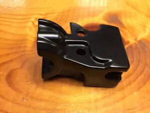 Drag Specialty ブラック クラッチ レバー パーチ ブラケット 2004-2013 ハーレー スポーツスター用 Drag Specialties Black Clutch Lever Perch Bracket for 2004-2013 Harley Sportster 【並行輸入品】