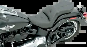Saddlemen エクスプローラー ロードソファ ピロー ジェルシート 2006-2017 ハーレー ソフテイル FLST FXST Saddlemen Explorer Road Sofa Pillow Gel Seat 2006-2017 Harley Softail FLST FXST 【並行輸入品】