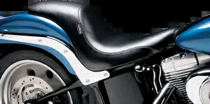 Le Pera シルエット フルレングスシート 2006-2017 ハーレー ソフテイル ファットボーイ ナイトトレイン Le Pera Silhouette Full Length Seat 2006-2017 Harley Softail Fat Boy Night Train 【並行輸入品】