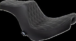 Drag Specialtys プレデター III シート 2018-2023 ハーレー ソフテイル ローライダー FLSB 用 Drag Specialties Predator III Seat for 2018-2023 Harley Softail Low Rider FLSB 【並行輸入品】
