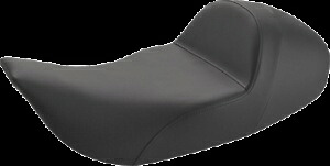 Saddlemen スムース ブラック ソロシート 1997-2007 ハーレー ツーリング FLHR FLHX 用 Saddlemen Smooth Black Solo Seat for 1997-2007 Harley Touring FLHR FLHX 【並行輸入品】 71,390円