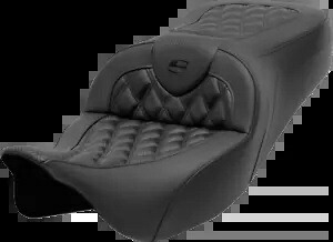 Saddlemen ロードソファ 格子ステッチ ジェルコア シート 2008-2024 ハーレー ツーリングに適合 Saddlemen Roadsofa Lattice Stitch Gelcore Seat fits 2008-2024 Harley Touring 【並行輸入品】 106,480円