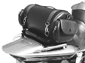 Saddlemen EXR1000 ドリフター 合成皮革 シーシーバー オートバイ ロールバッグ Saddlemen EXR1000 Drifter Synthetic Leather Sissy Bar Motorcycle Roll Bag 【並行輸入品】