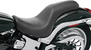 Saddlemen Profiler Smooth シート 2000-2007 ハーレーダビッドソン デュース FXSTD 用 Saddlemen Profiler Smooth Seat for 2000-2007 Harley Davidson Deuce FXSTD 【並行輸入品】 67,760円