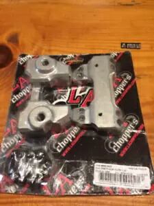 La Choppers 1 1/4インチ ハンドルバー ライザー クランプ セット 08-15 ハーレー ツーリング バガー FLHX La Choppers 1 1/4\