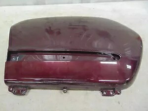 ホンダ 06-08 GL1800 カベルネレッドメタリック右側サドルバッグ蓋 Honda 06-08 GL1800 Cabernet Red Metallic Right Side Saddlebag Lid 【並行輸入品】