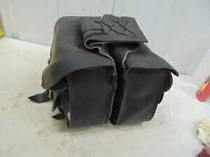 ウィリーとマックス ブラック レザー Throwover サドルバッグ L 15 x W 6 x D 11 Willie and Max Black Leather Throwover Saddlebags L 15 x W 6 x D 11 【並行輸入品】 41,470円