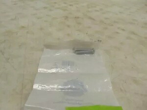 ハーレー純正ネジ 数量 2 P/N: 921 Genuine Harley Screws Qty 2 P/N: 921 【並行輸入品】