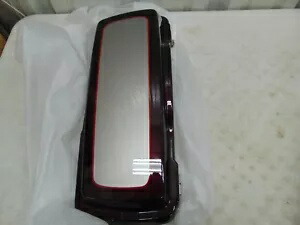 ハーレー 07 FLHR FLHT ブラックチェリー&ピューターパール 左サドルバッグリッド 90606-07CHD Harley 07 FLHR FLHT Black Cherry & Pewter Pearl Left Saddlebag Lid 90606-07CHD 【並行輸入品】