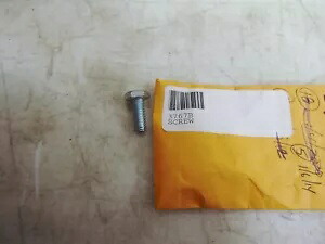 ハーレーダビッドソン純正ネジ 数量 1 P/N: 3767B Genuine Harley Davidson Screw Qty 1 P/N: 3767B 【並行輸入品】
