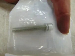 ハーレーダビッドソン カム カバー ネジ 02-17 VRSC P/N 978M Harley Davidson Cam Cover Screw 02-17 VRSC P/N 978M 【並行輸入品】