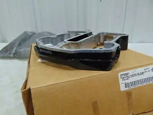 ハーレーダビッドソン グロスブラック ロワーロッカーボックスカバー 17-UP ツーリング P/N: 25700521 Harley Davidson Gloss Black Lower Rocker Box Cover 17-UP Touring P/N: 25700521 【並行輸入品】