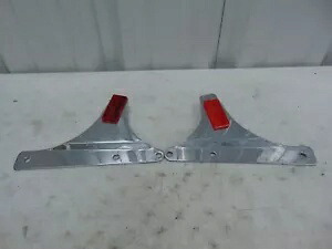 Khrome Werks サイドプレート - スティックオンリフレクター付きクローム P/N 263735 Khrome Werks Side Plates - Chrome with Stick On Reflectors P/N 263735 【並行輸入品】