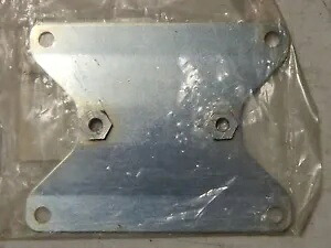 純正ハーレーエレクトリックパネルボックス取付プレート P/N: 70990-98A Genuine Harley Electric Panel Box Mounting Plate P/N: 70990-98A 【並行輸入品】