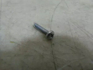 ハーレーダビッドソン ネジ No. 8-32 x 7/8 インチ UNC ポジドライブ パンヘッド セルフ 数量 2 P/N: 2566 Harley Davidson Screw No. 8-32 x 7/8\