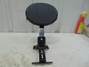 Kuryakyn プラグイン ドライバー バックレスト 97-17 FLHT P/N 1670 Kuryakyn Plug-in Driver's Backrest 97-17 FLHT P/N 1670 【並行輸入品】