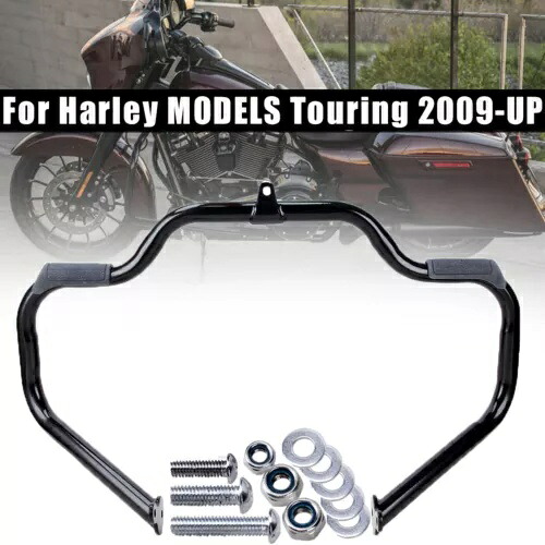 フロント口ひげエンジンガードハイウェイクラッシュバー 2009-2024 ハーレーツーリンググライド用 Front Mustache Engine Guard Highway Crash Bar For 2009-2024 Harley Touring Glide 【並行輸入品】