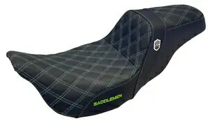 SADDLEMEN グリーンステッチ 0801-1174 SC80807DB プロシリーズ SDC パフォーマンスグリップシート SADDLEMEN GREEN STITCH 0801-1174 SC80807DB Pro Series SDC Performance Grip Seat 【並行輸入品】