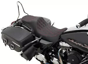 (中古デモ) DRAG SPECIALTIES 0801-1306 プレデター III 2 アップ シート - ダブル ダイヤモンド (USED DEMO) DRAG SPECIALTIES 0801-1306 Predator III 2-Up Seat - Double Diamond 【並行輸入品】 85,305円
