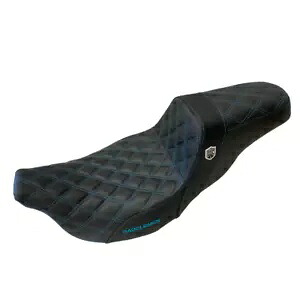 SADDLEMEN ティールステッチ 0801-1174 SC80807DB プロシリーズ SDC パフォーマンスグリップシート SADDLEMEN TEAL STITCH 0801-1174 SC80807DB Pro Series SDC Performance Grip Seat 【並行輸入品】