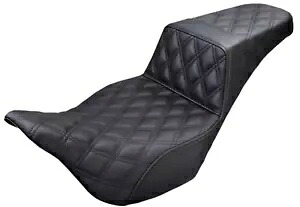 サドルメン 0801-1135 808-07B-175 ステップアップシート 格子ステッチ ブラック FLH 08+ SADDLEMEN 0801-1135 808-07B-175 Step Up Seat Lattice Stitched Black FLH 08+ 【並行輸入品】