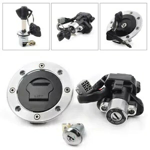 イグニッションスイッチ & 燃料ガスキャップ & ロックセット スズキ VStrom1000/DL1000 2002-2009 に適合 Ignition Switch &Fuel Gas Cap &Lock Set Fit Suzuki VStrom1000/DL1000 2002-2009 【並行輸入品】