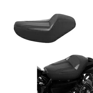 フロントライダードライバーソロシート ハーレースポーツスター XL 883 XL 1200 10 以降に適合 Front Rider Driver Solo Seat Fit For Harley Sportster XL 883 XL 1200 10-later 【並行輸入品】