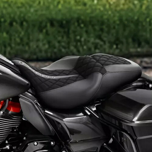 ドライバーライダー助手席ハーレーツーリングロードキングエレクトラグライド09-23に適合 Driver Rider Passenger Seat Fit For Harley Touring Road King Electra Glide 09-23 【並行輸入品】