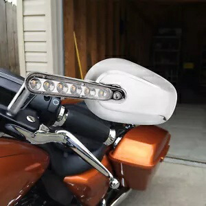 クロームリアビューミラー LED ターンシグナルハーレー VRod マッスル VRSCF 2009-2017 Chrome Rear View Mirrors LED Turn Signal For Harley VRod Muscle VRSCF 2009-2017 【並行輸入品】 37,180円