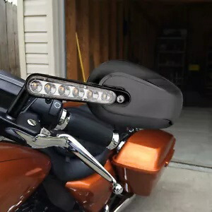 ハーレー V ロッド マッスル VRSCF 09-17 用 LED ターンシグナル付きブラック バックミラー Black Rear View Mirrors W/LED Turn Signals For Harley V-Rod Muscle VRSCF 09-17 【並行輸入品】