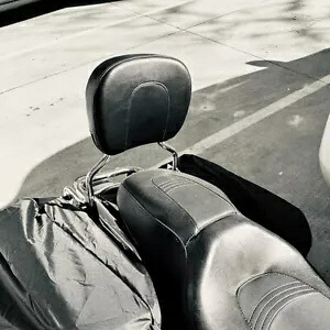 クローム取り外し可能なシーシーバーバックレストハーレーロードキングロードグライド 1997-2008 Chrome Detachable Sissy Bar Backrest For Harley Road King Road Glide 1997-2008 【並行輸入品】