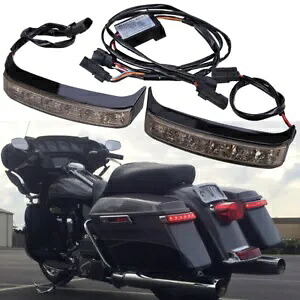LED サドルバッグ ランニング ブレーキ ターン ライト ハーレー ツーリング ロード グライド 14-23 に適合 LED Saddlebag Running Brake Turn Light Fits For Harley Touring Road Glide 14-23 【並行輸入品】