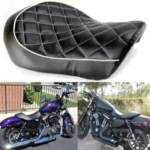 フロントドライバーライダーソロシートハーレースポーツスター 883 XL 1200 XL883 72 48 04-15 Front Driver Rider Solo Seat For Harley Sportster 883 XL 1200 XL883 72 48 04-15 【並行輸入品】