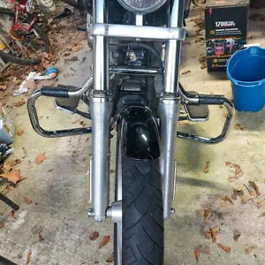 MOFUN ハイウェイ エンジン ガード クローム クラッシュバー ハーレー 2006-2017 ダイナ ワイド グライド用 MOFUN Highway Engine Guard Chrome Crash Bar For Harley 2006-2017 Dyna Wide Glide 【並行輸入品】