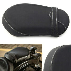 助手席ピリオンシート ブラック リア ヤマハ ボルト XV950 R-スペック 2014-2017 米国に適合 Passenger Pillion Seat Black Rear Fit For Yamaha Bolt XV950 R-Spec 2014-2017 US 【並行輸入品】