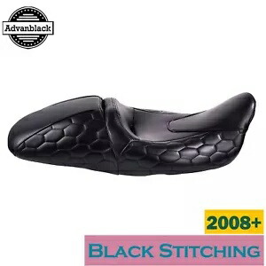 ハーレーダビッドソン ツーリング モデル 2008+ 用 ブラック カスタム ステッチ コブラ シート Cobra Seat with Black Custom Stitching for Harley Davidson Touring Models 2008+ 【並行輸入品】